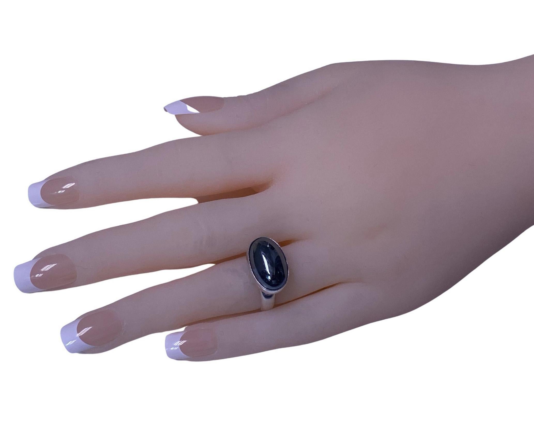 Georg Jensen Nanna Ditzel Ring C.1960 Hematite # 123B In Good Condition For Sale In Toronto, ON