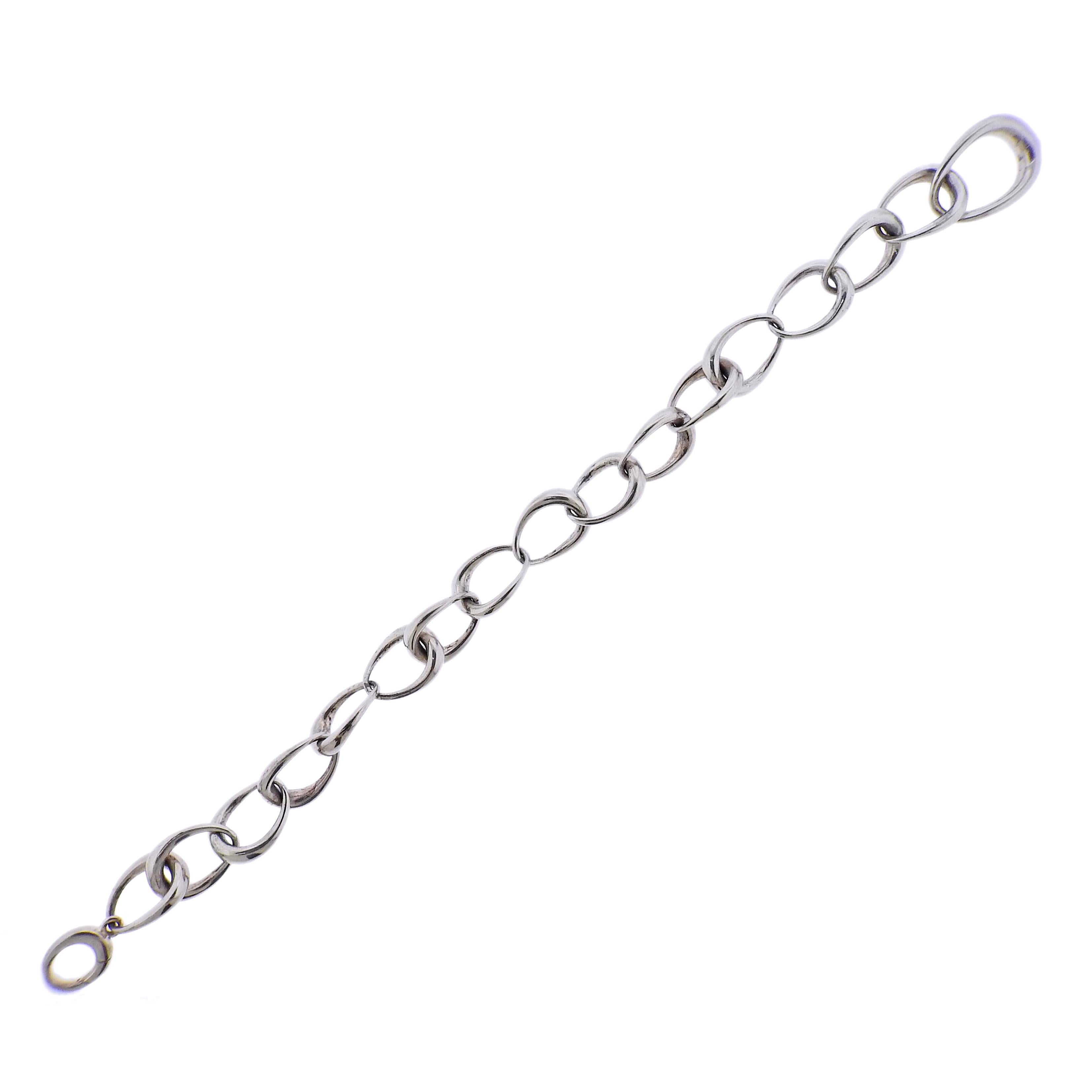 Brand new Georg Jensen sterling silver Offspring link bracelet. Measurements are: 7 1/2