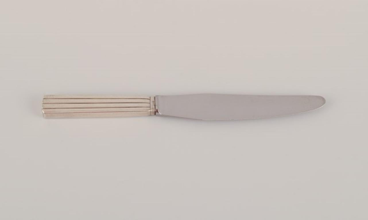 Scandinavian Modern Georg Jensen. Pair of Bernadotte short-handled dinner knives. For Sale