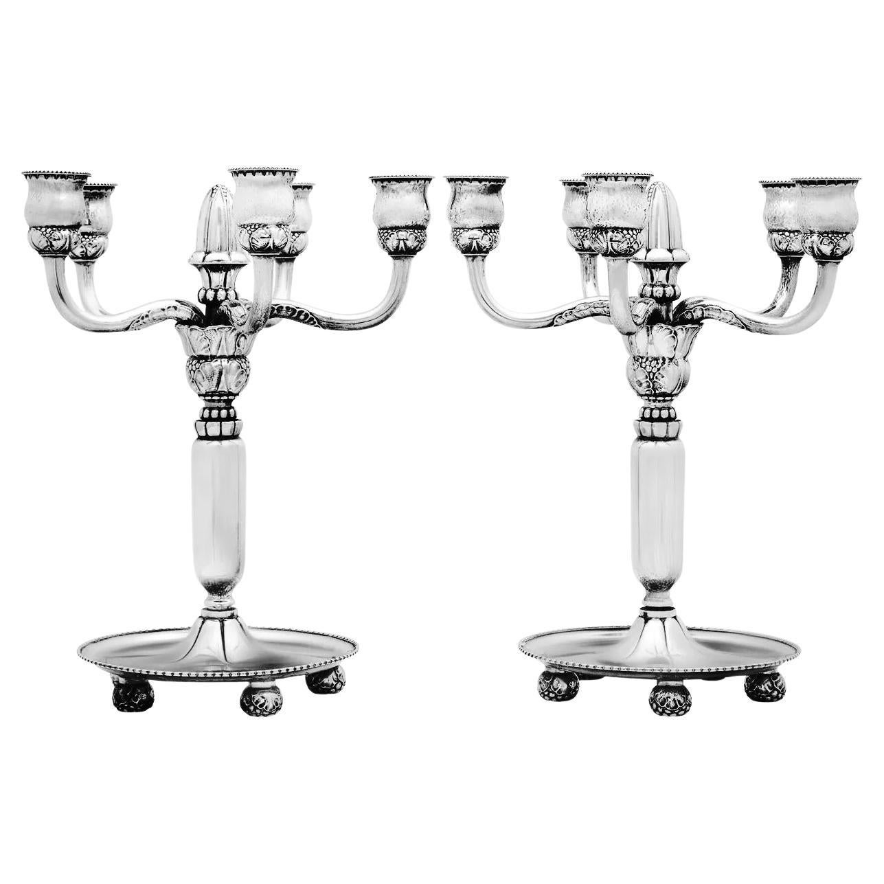 Georg Jensen Pareja de candelabros monumentales de plata de ley 200 en venta
