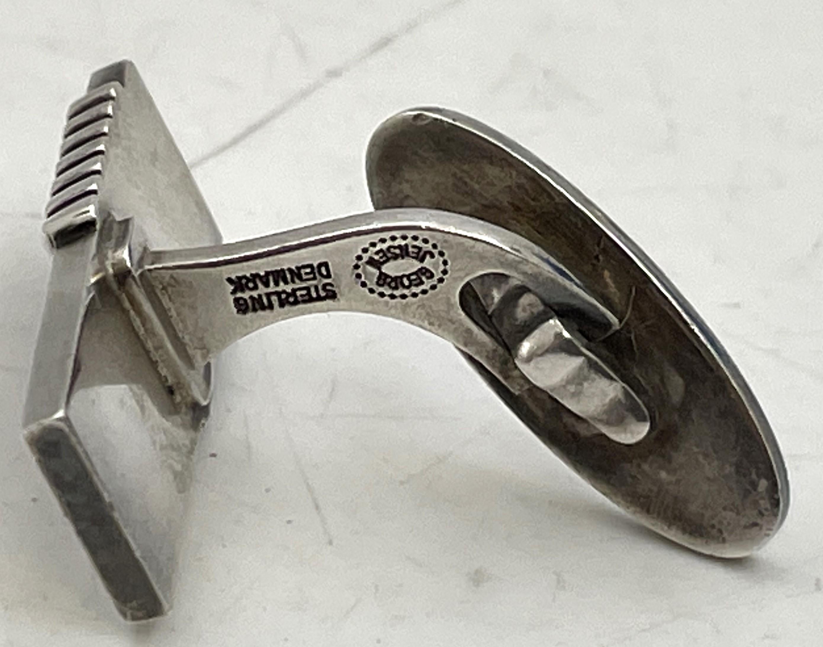 Georg Jensen Pair of Sterling Silver Cufflinks #80 In Good Condition For Sale In New York, NY