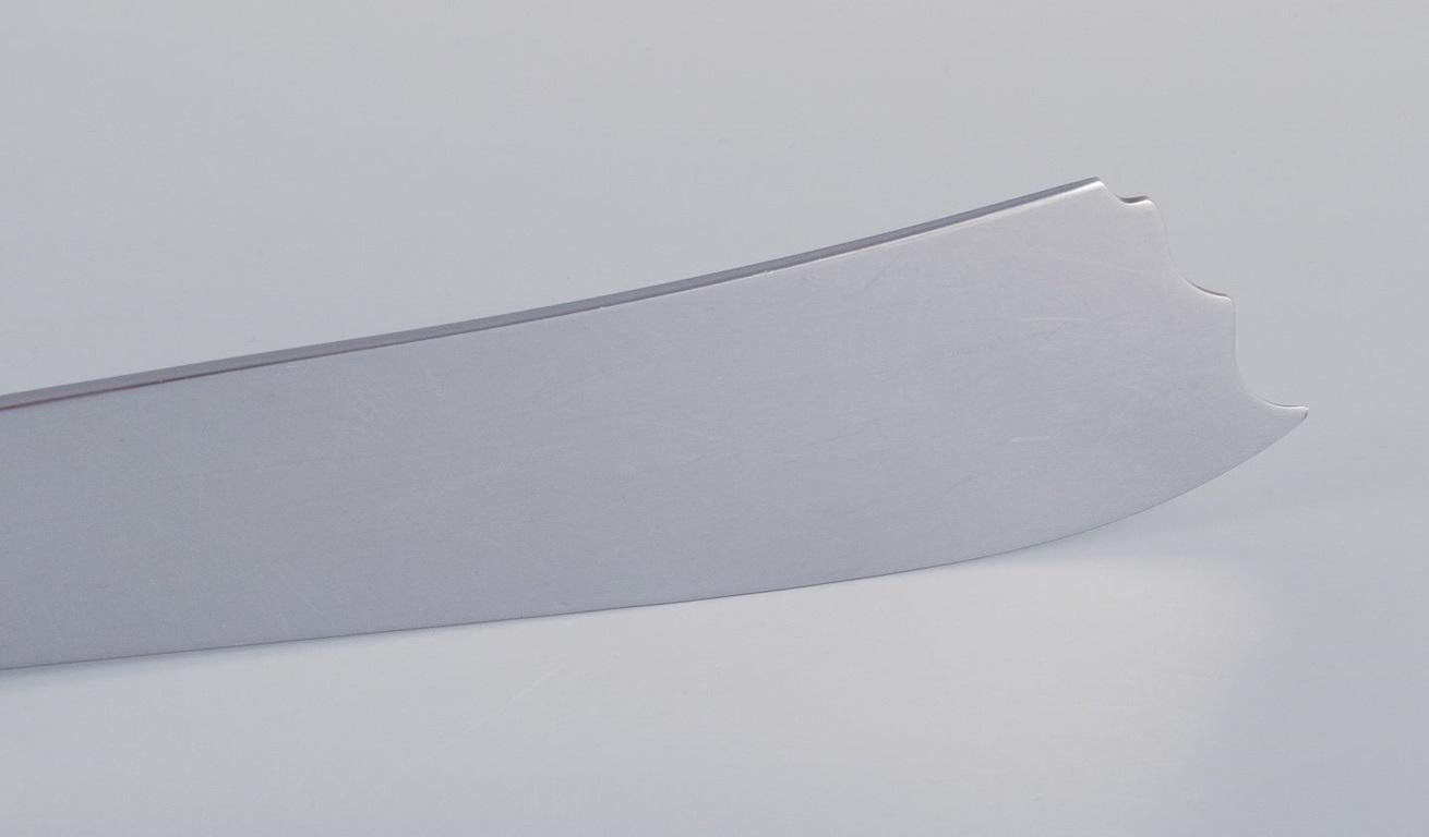 Piramide di Georg Jensen. Coltello da torta in argento 925 con lama in acciaio inossidabile In condizioni ottime in vendita a Copenhagen, DK