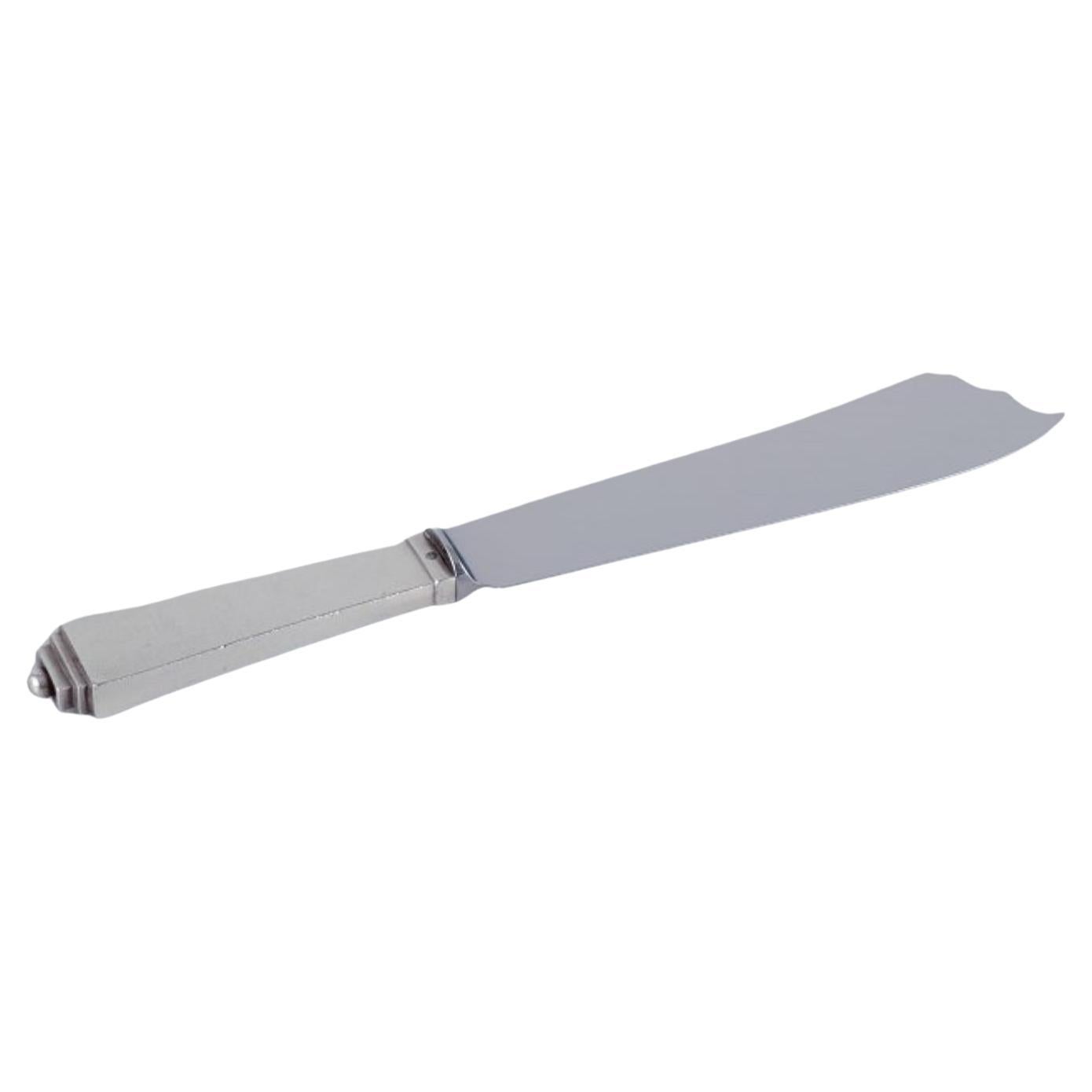 Pirámide Georg Jensen. Cuchillo para tartas de plata de ley con hoja de acero inoxidable