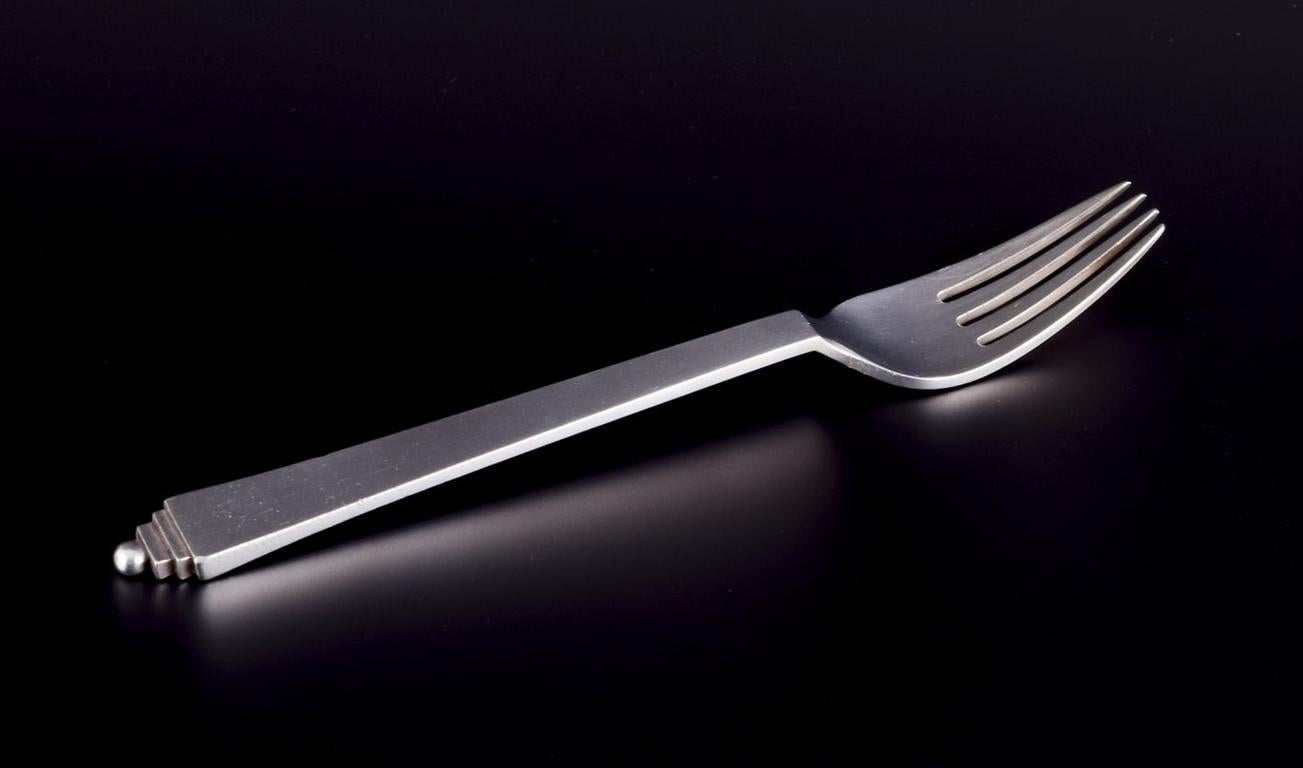 Danese Piramide di Georg Jensen. Servizio completo per sei persone in argento sterling. in vendita