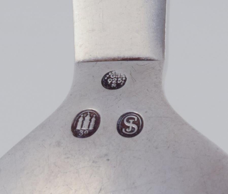 Pirámide Georg Jensen. Cuchara compota de plata de ley. Danés en venta
