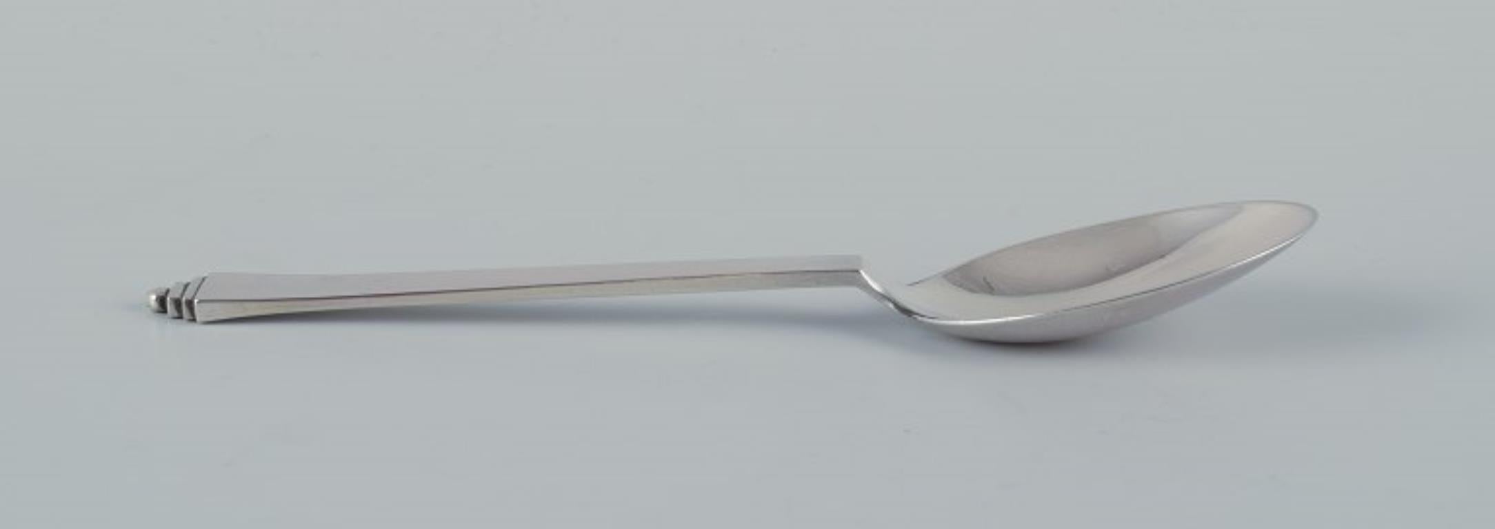 Art Deco Georg Jensen Pyramid. Dessert spoon in 830 silver.  Dating: 1930. For Sale