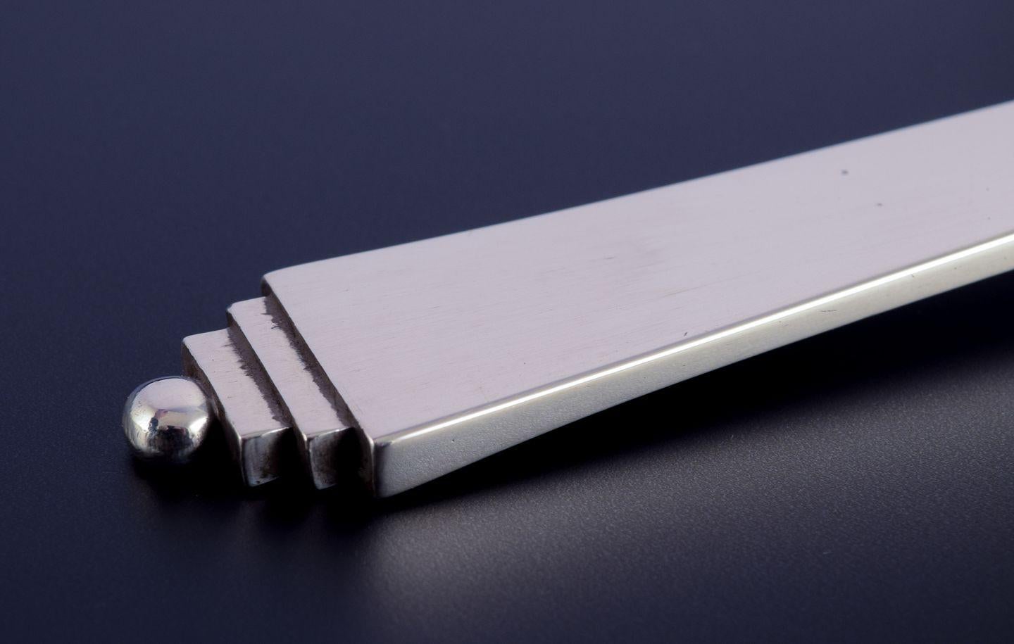 Georg Jensen, Pyramidenförmige Tafelgabel aus 830er Silber. (Art déco) im Angebot
