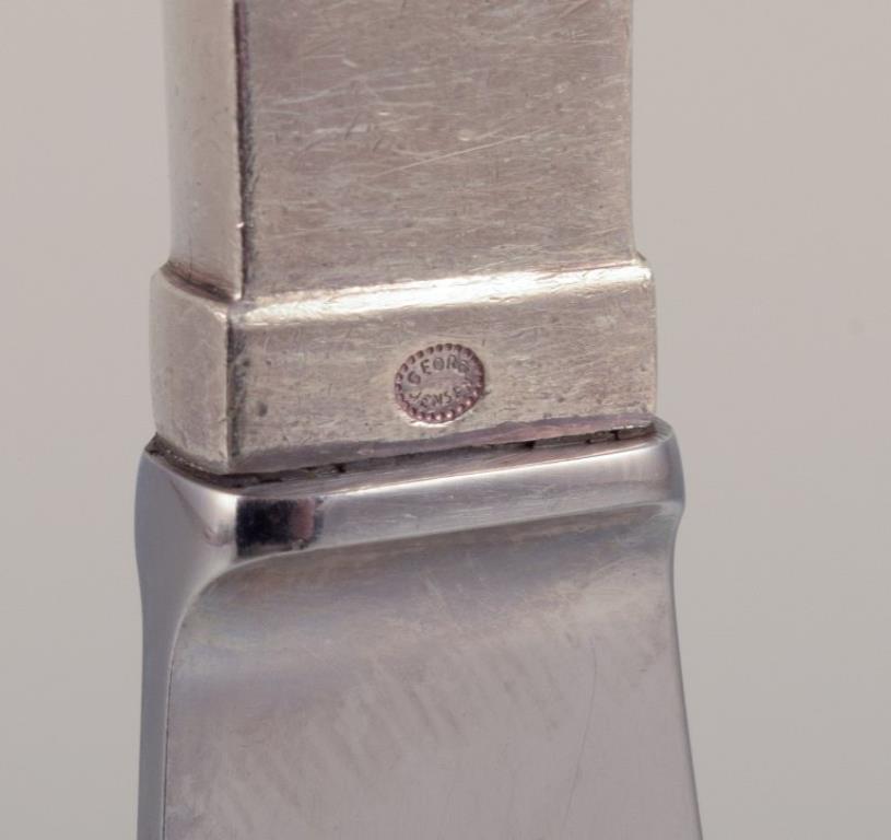 Pirámide Georg Jensen. Cuchillo de plata de ley y acero inoxidable Danés en venta