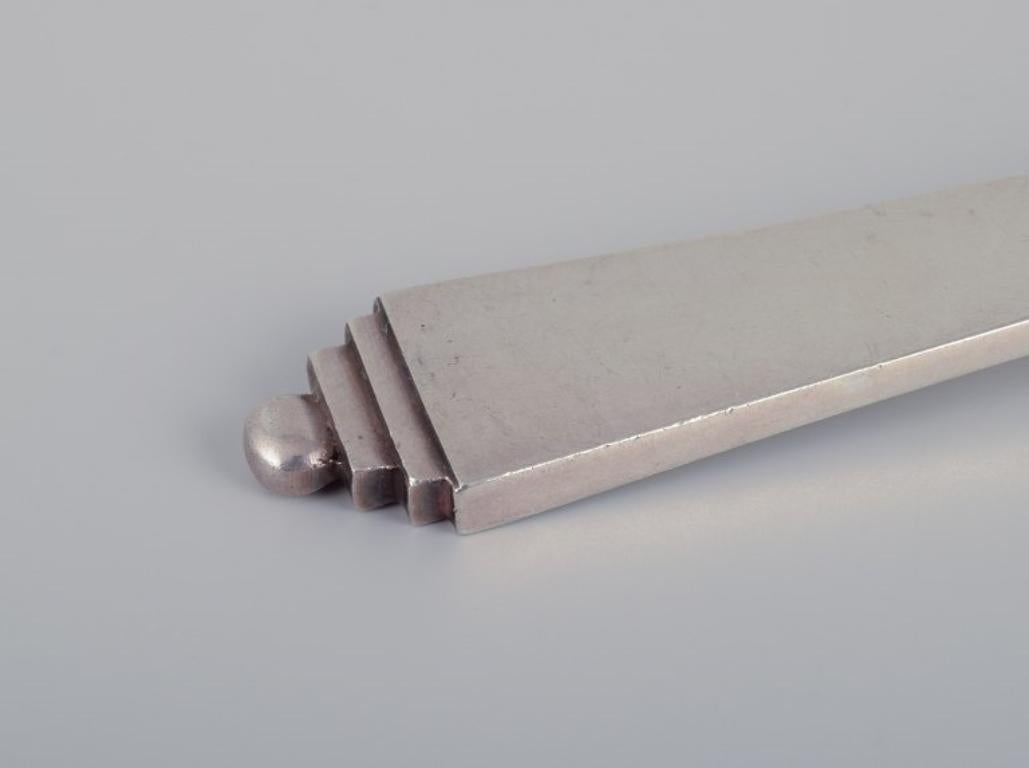 Georg Jensen Pyramidensaucenlöffel aus Sterlingsilber. (Art déco) im Angebot