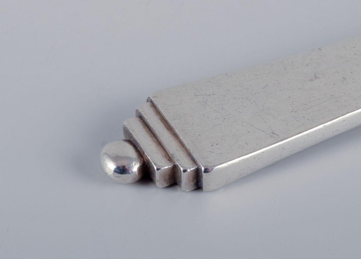 Pirámide Georg Jensen. Cuchara salsera de plata de ley, toda de plata. Danés en venta