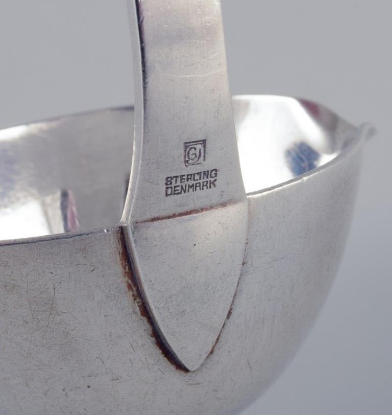 Georg Jensen Pyramide. Saucenlöffel aus Sterlingsilber.  Art-Déco-Stil. im Zustand „Hervorragend“ im Angebot in Copenhagen, DK