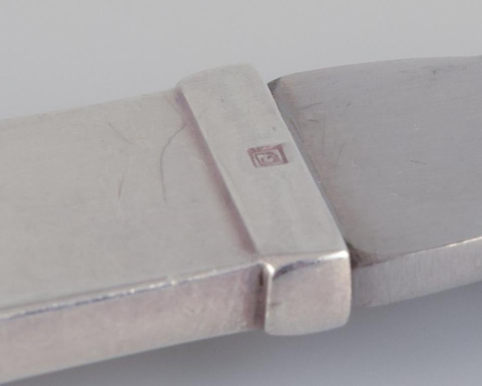 Georg Jensen. Spade de service Pyramid en argent sterling et acier inoxydable. Excellent état - En vente à Copenhagen, DK
