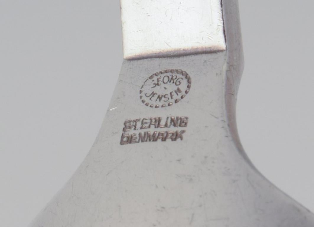 Danese Georg Jensen. Cucchiaio da portata a piramide in argento sterling. in vendita
