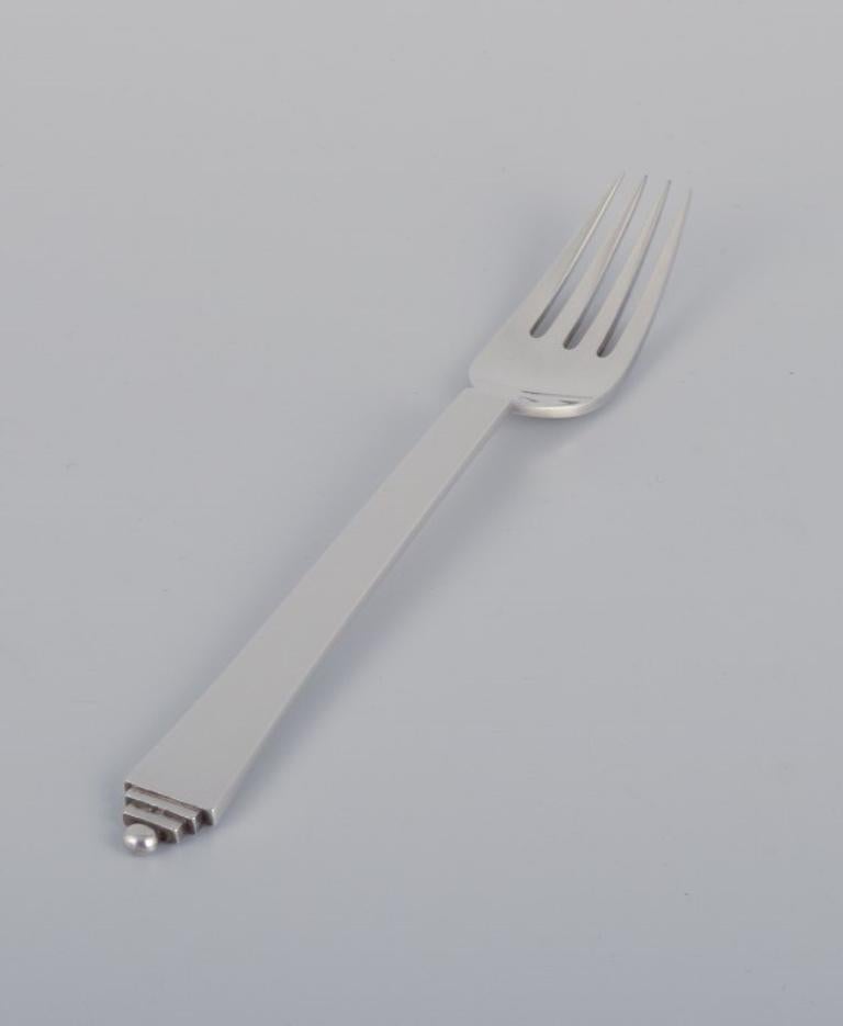 Pyramide von Georg Jensen, Satz von sechs Tafelgabeln aus Sterlingsilber. 1933- 1944 (Dänisch) im Angebot