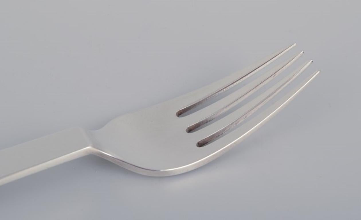 Pyramide von Georg Jensen, Satz von sechs Tafelgabeln aus Sterlingsilber. 1933- 1944 (Mitte des 20. Jahrhunderts) im Angebot