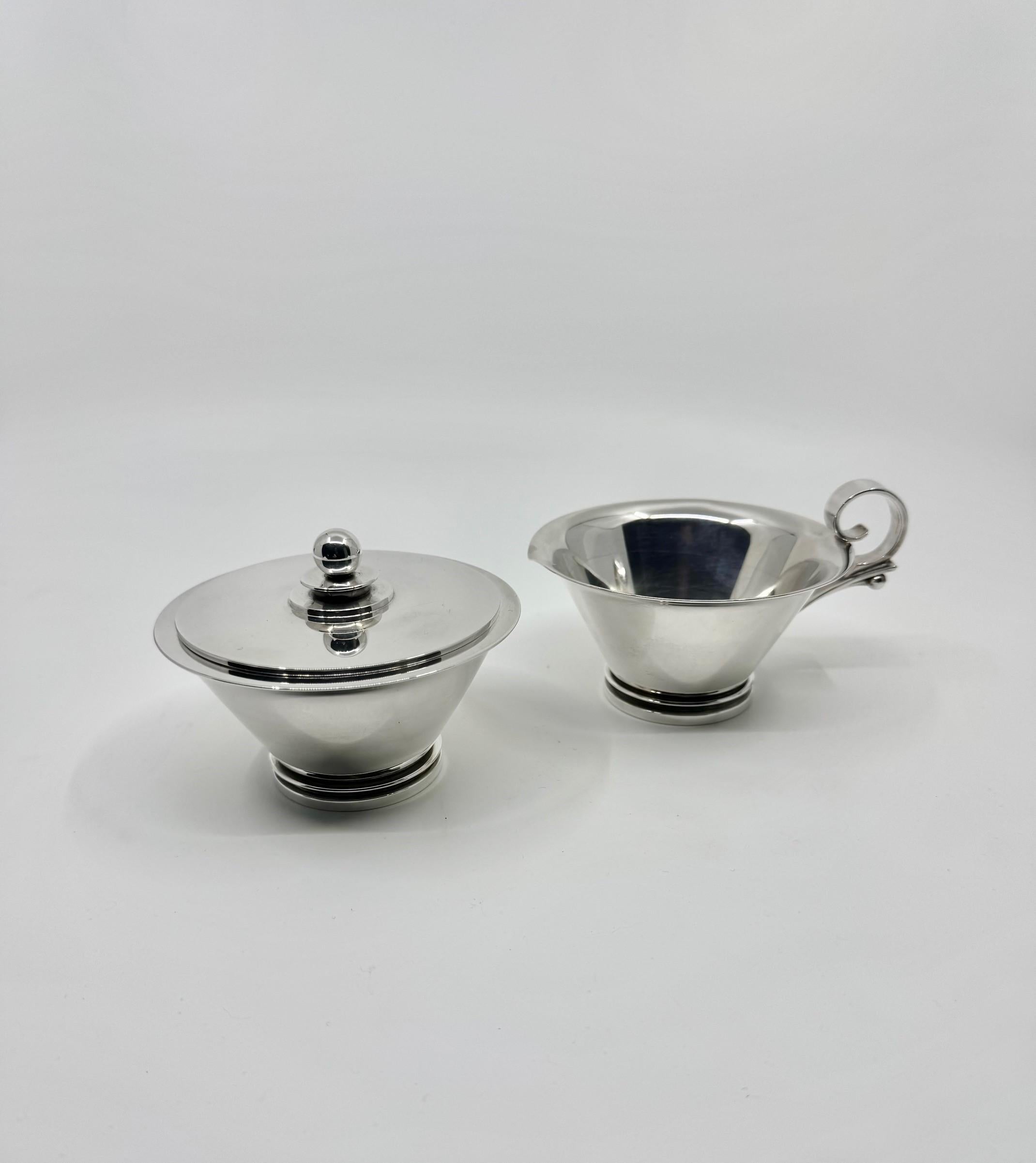 European Georg Jensen Pyramid Sterling Silver Creamer and Sugar 600A For Sale