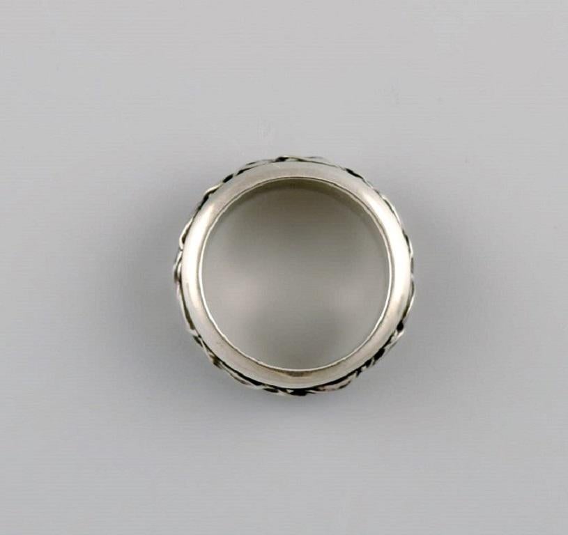 Georg Jensen Ring in Sterling Silver, Model 28C, Late 20th Century In Excellent Condition For Sale In bronshoj, DK