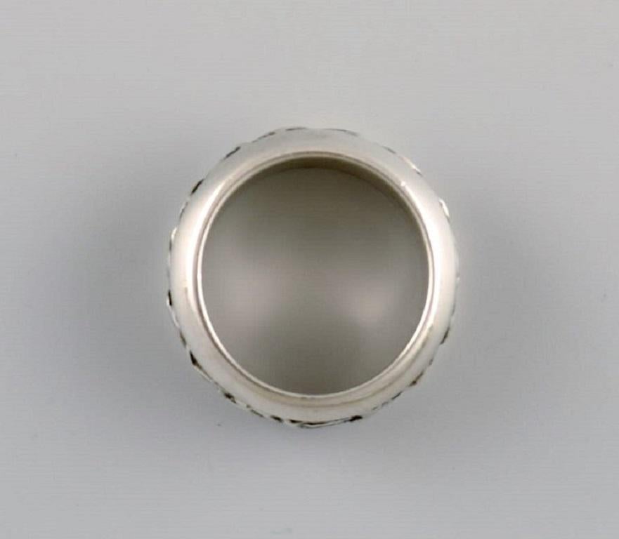 Georg Jensen Ring in Sterling Silver, Model 28D, Late 20th Century In Excellent Condition For Sale In bronshoj, DK