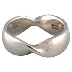 Georg Jensen ring in turned sterling silver. Late 20th Century. 
