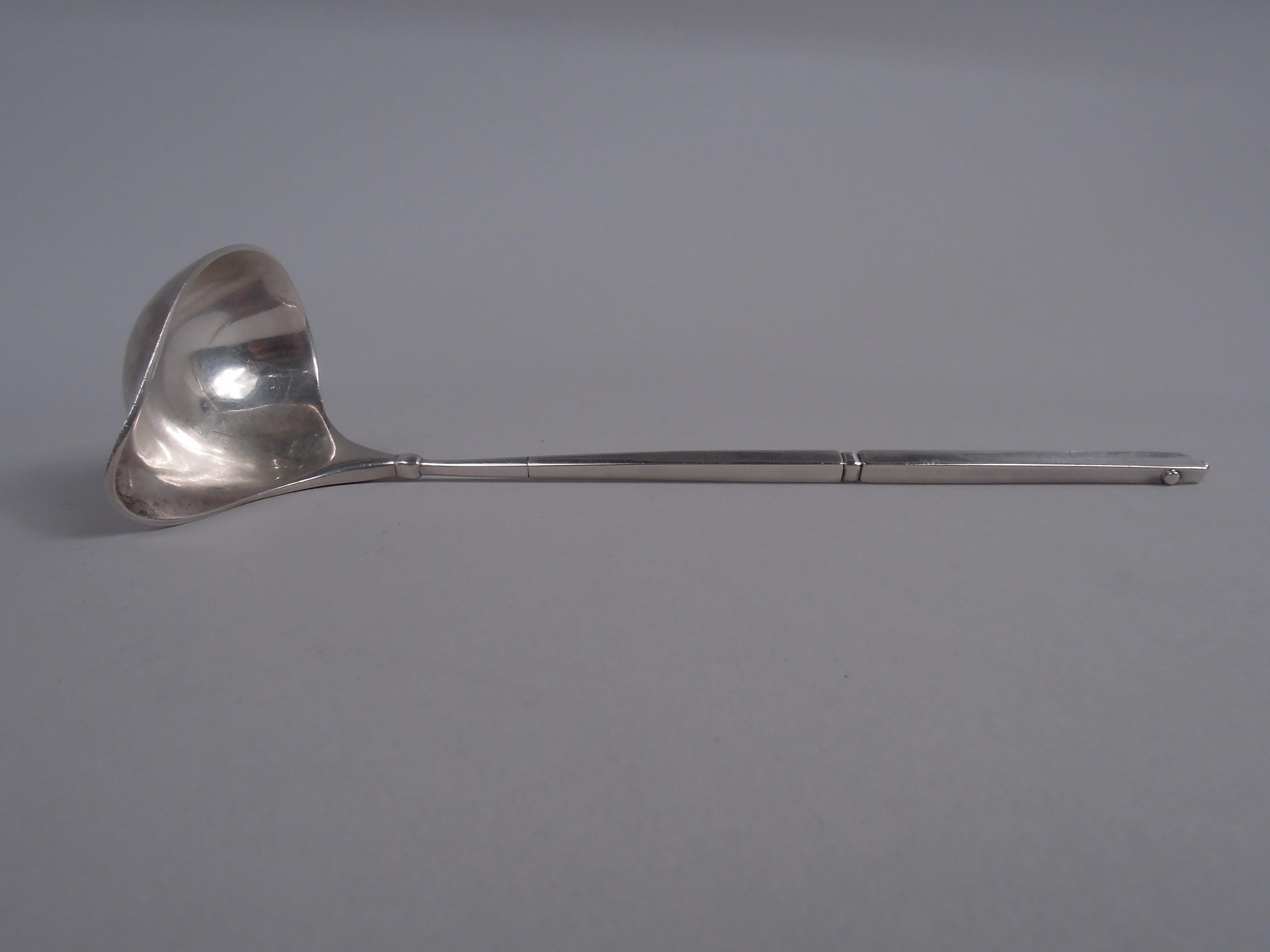 Scandinavian Modern Georg Jensen Sauce Ladle in Rare Ornamental Pattern No. 23 For Sale