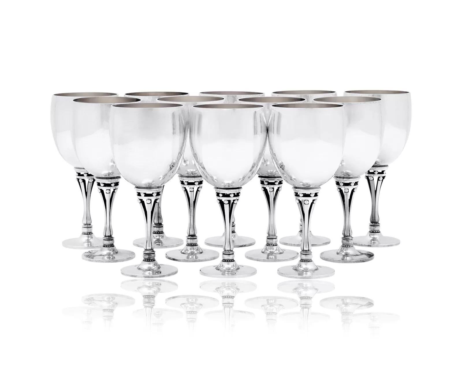 Georg Jensen Juego de 12 copas grandes de plata de ley 532C Art Decó en venta
