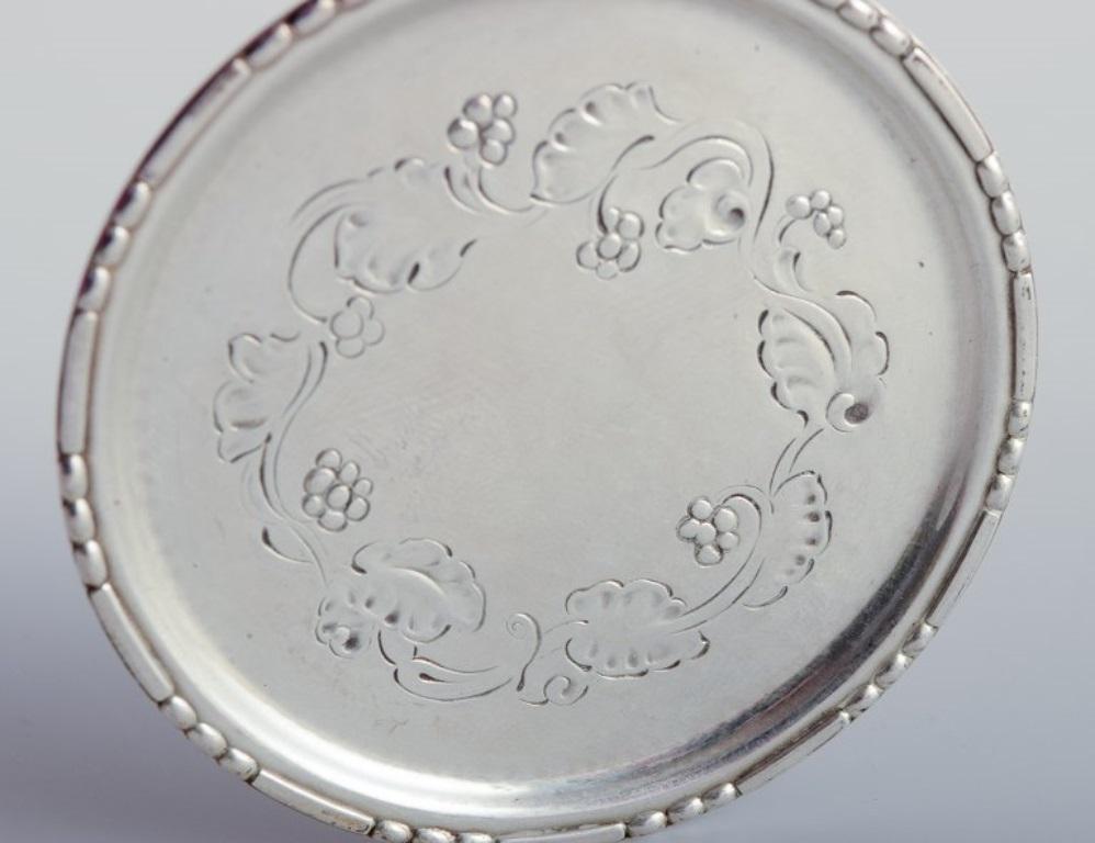 Argento 925 Georg Jensen, set di sei sottobicchieri in vetro in argento sterling. Numero di modello 51A. in vendita