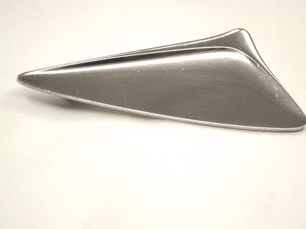 Modern Georg Jensen Silver Brooch, Designed by Henning Koppel, No 327, Dated 1965