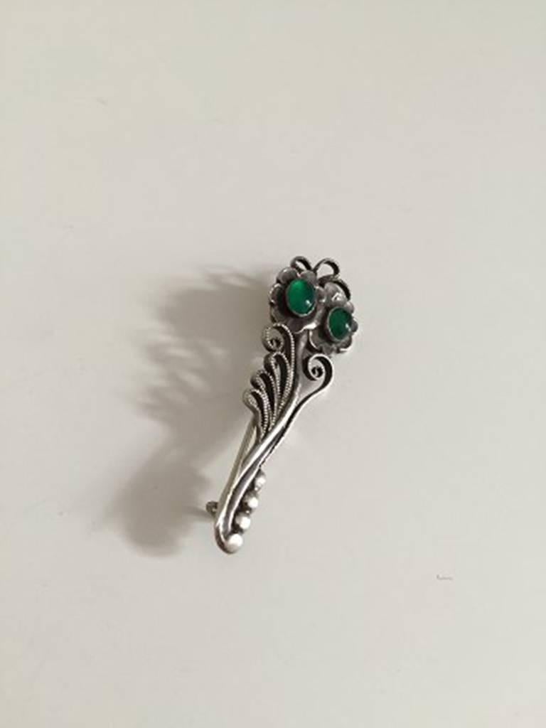 Art Nouveau Georg Jensen Silver Brooch with Green Agate #182 from 1910-1920 For Sale