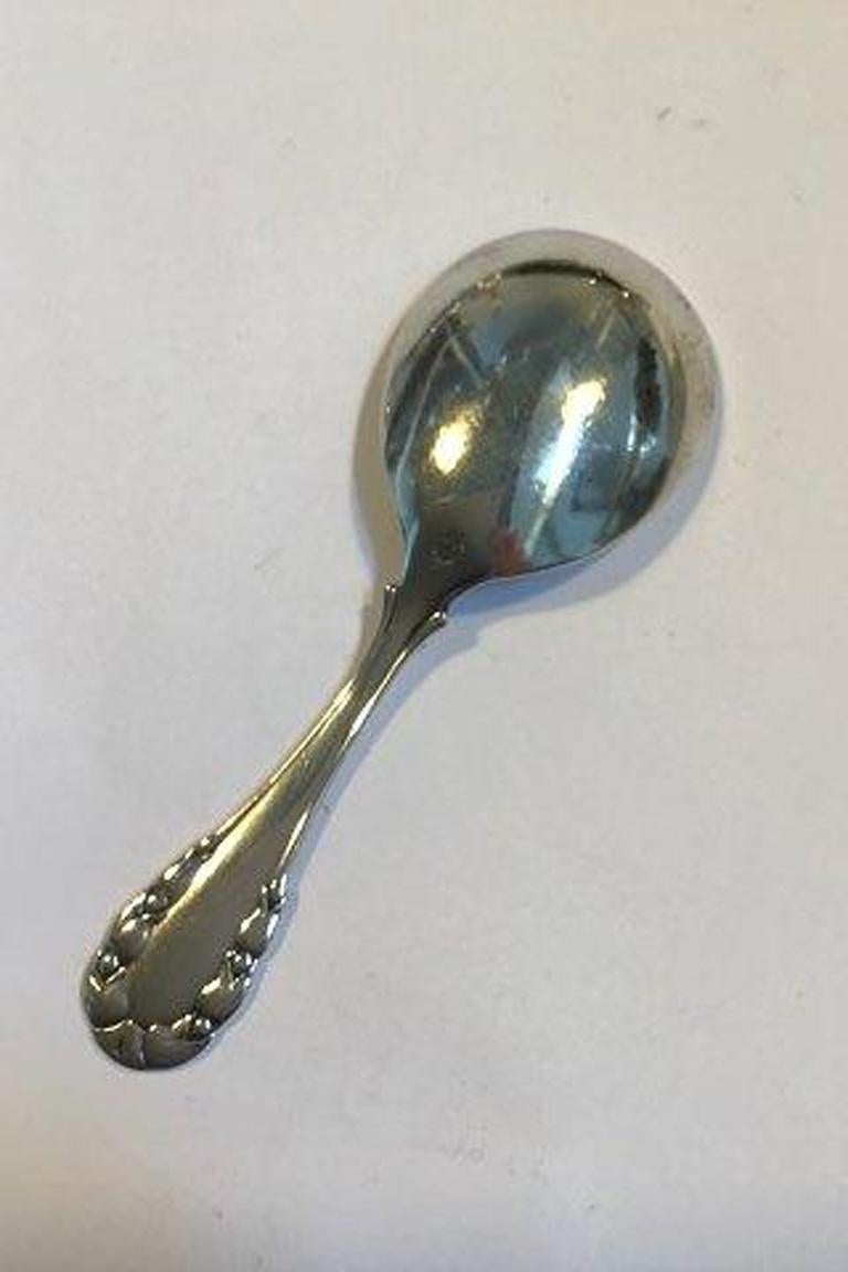 Georg Jensen Silver Lily of the Valley Sugar Spoon No 171 In Good Condition For Sale In Copenhagen, DK