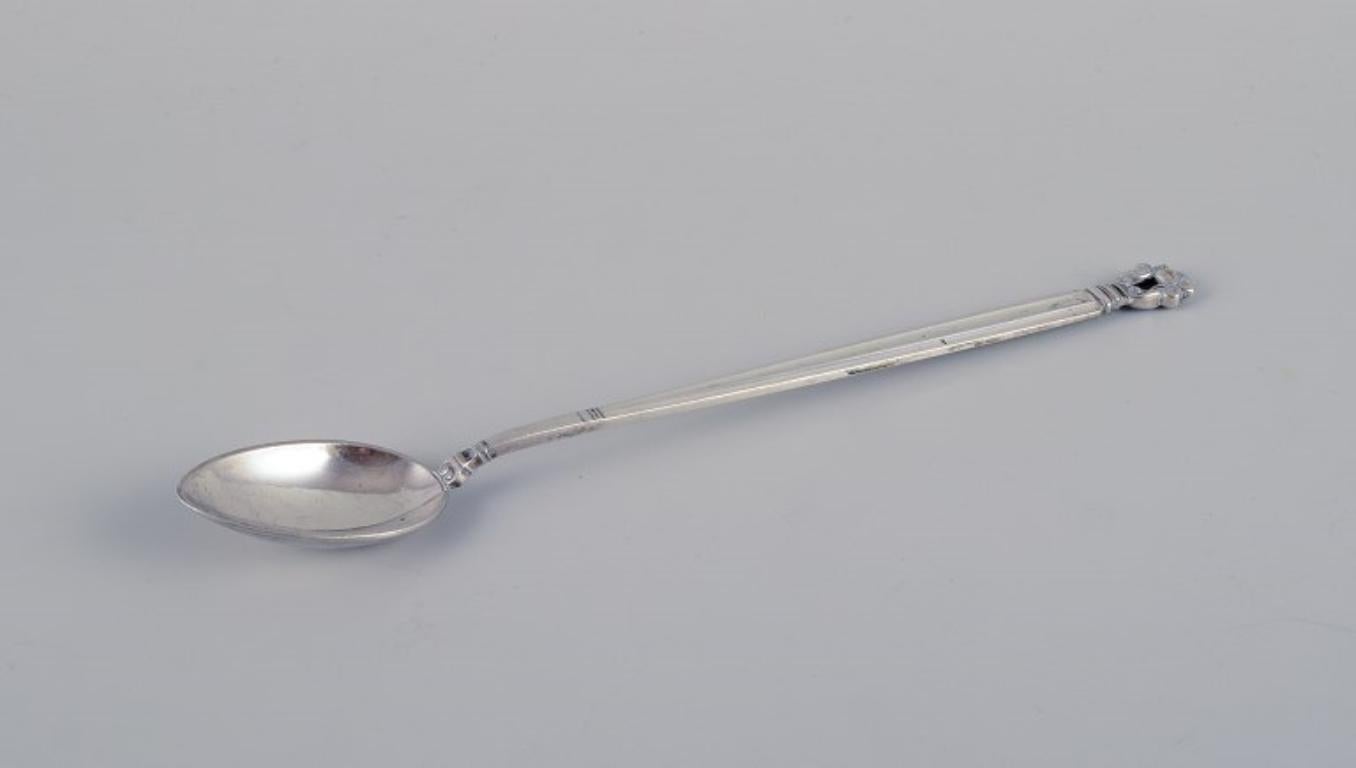 Georg Jensen, a set of six Acorn cocktail spoons/caffe latte spoons in sterling silver.
Hallmarked after 1944.
In excellent condition.
Dimensions: Length 18.5 cm.
