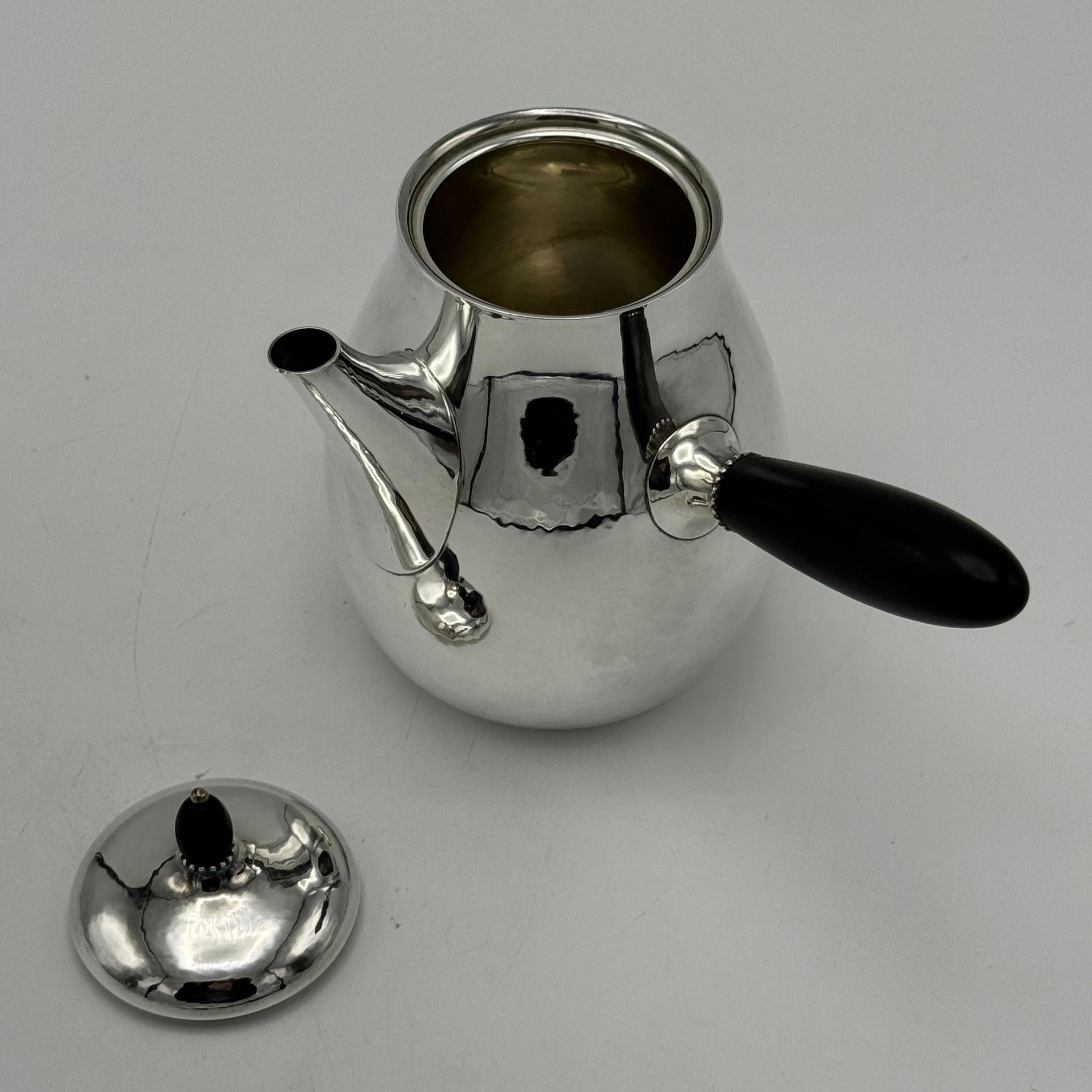 Georg Jensen Six Piece Sterling Silver Tea and Coffee Service Denmark 1915 For Sale 4