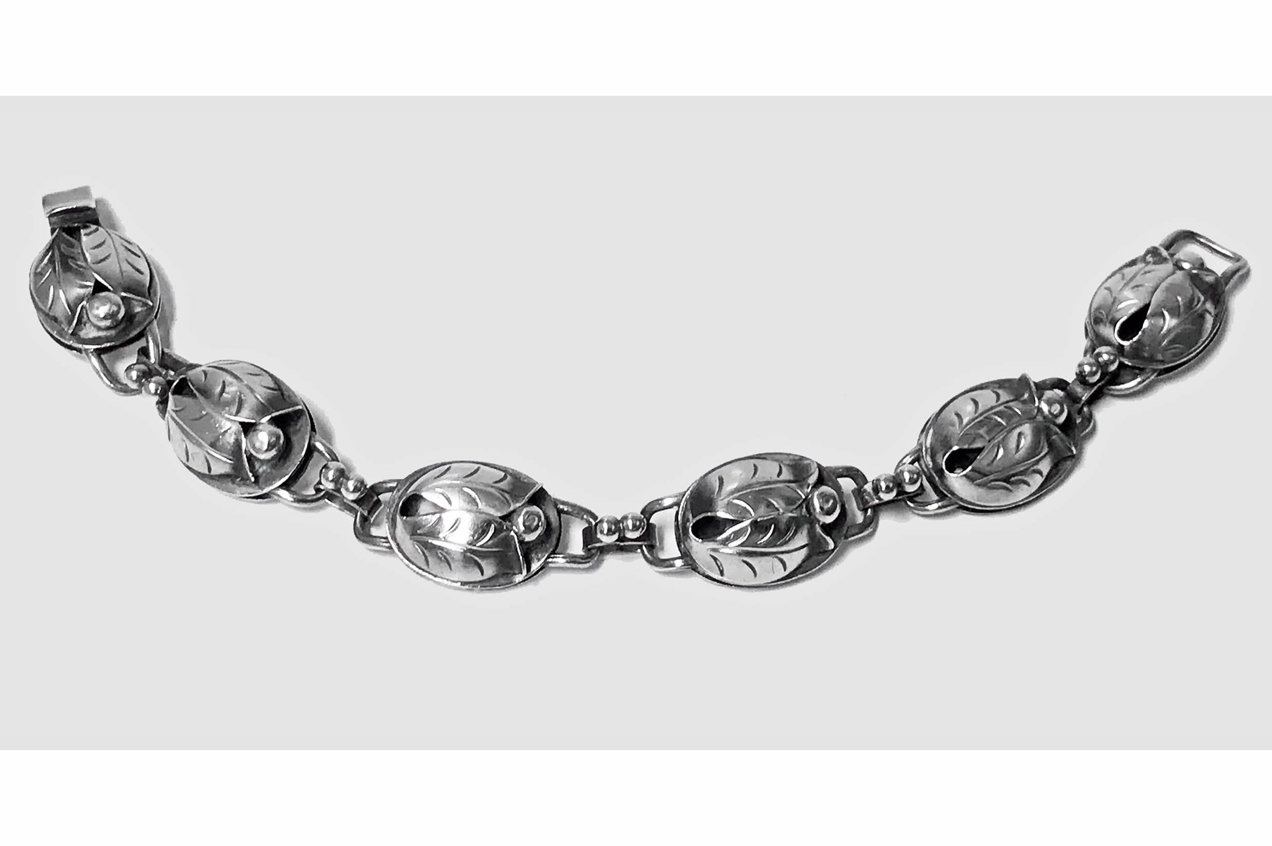 Georg Jensen Sterling Necklace and Bracelet, circa 1940 In Good Condition In Toronto, ON