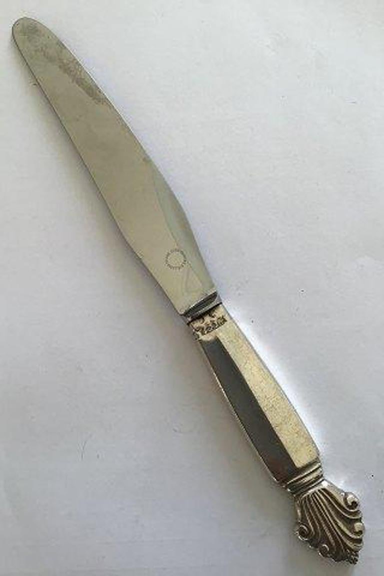Georg Jensen Sterling Silver Acanthus Dinner Knife No 013 In Good Condition For Sale In Copenhagen, DK