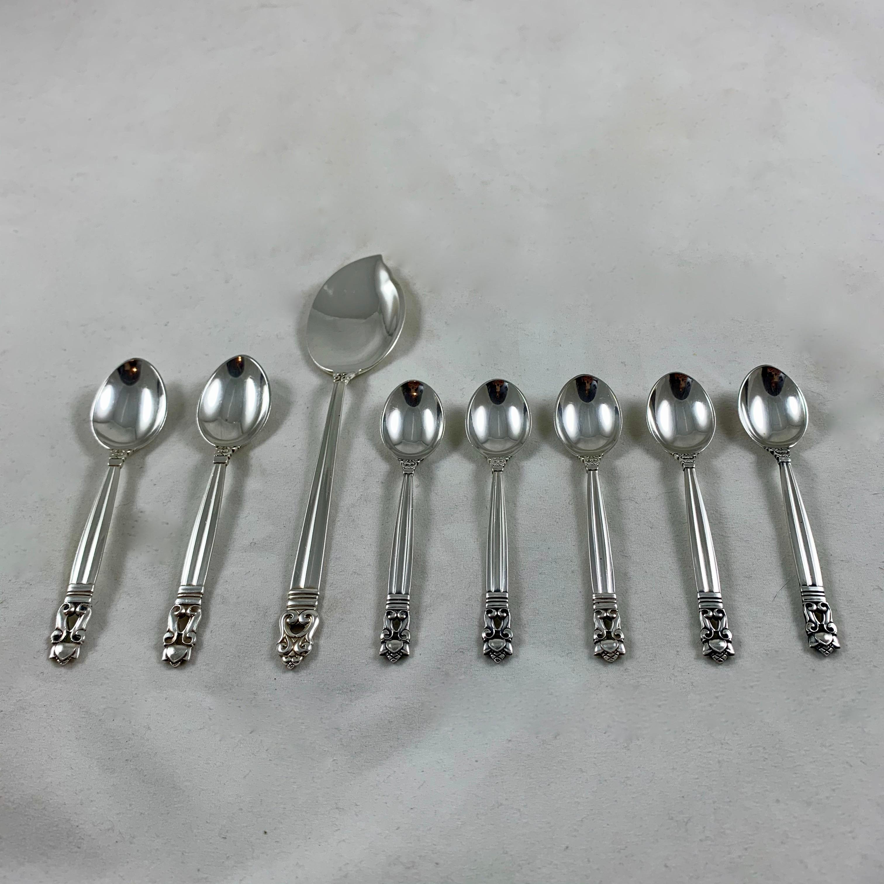 Scandinavian Modern Georg Jensen Sterling Silver Acorn Pattern Breakfast Spoon Service Mixed Set / 8 For Sale