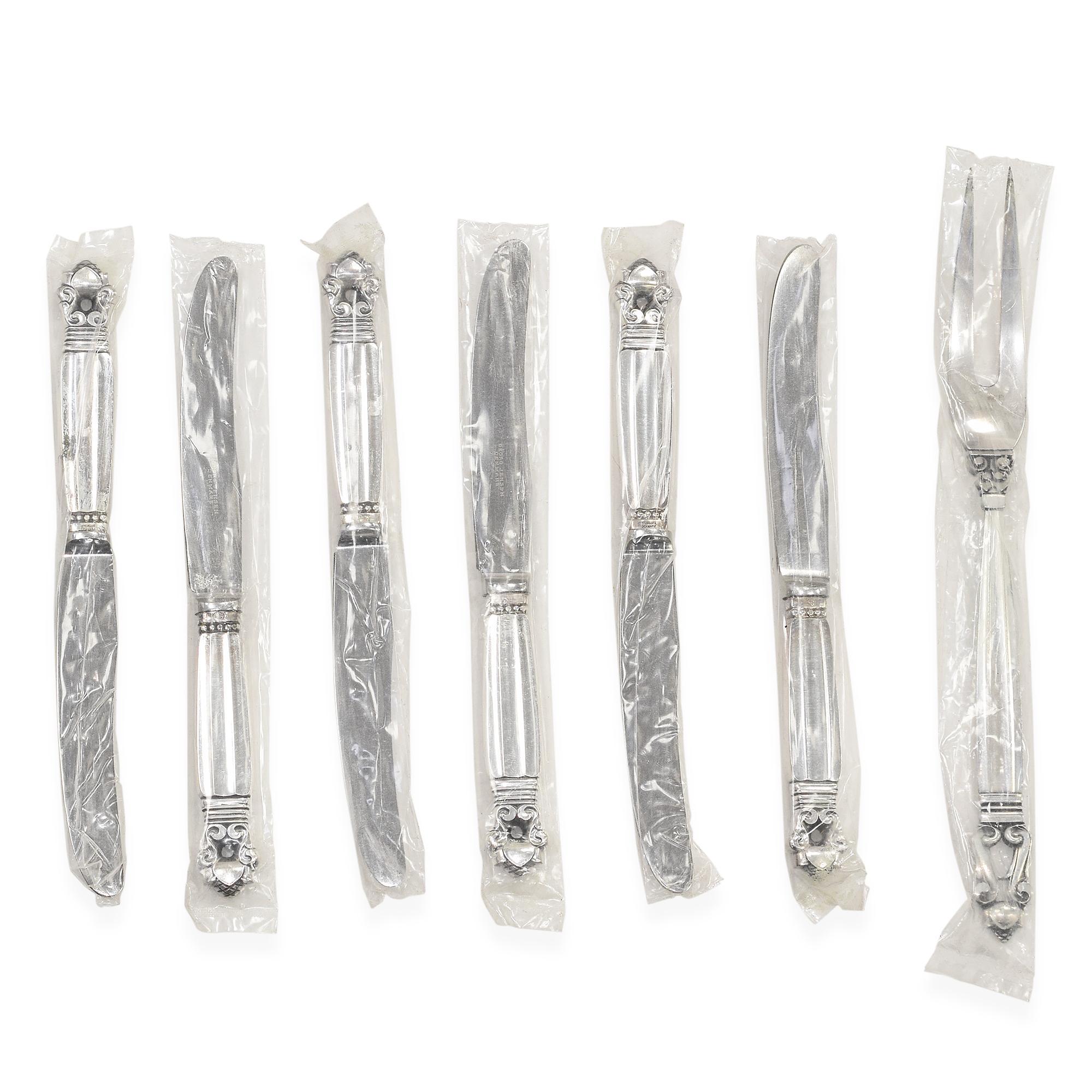 Georg Jensen Sterling Silver Acorn Set Dinner Flatware Set 67 Pieces New en vente 3