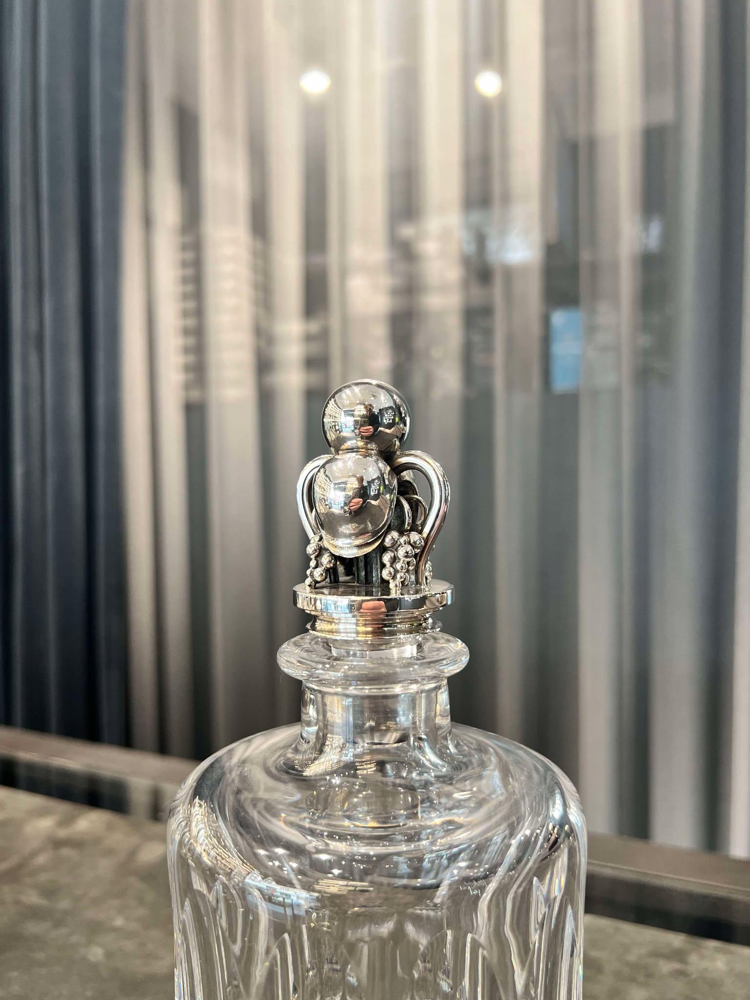 Georg Jensen Decantador de plata de ley y cristal 797 Art Nouveau en venta