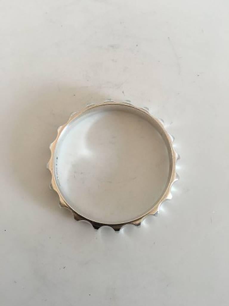 Georg Jensen Sterling Silver Bangle Bracelet Nanna Ditzel #160. Diameter is about 6.5 cm / 2 9/16 in. Weighs 69 g / 2.45 oz. From after 1945.