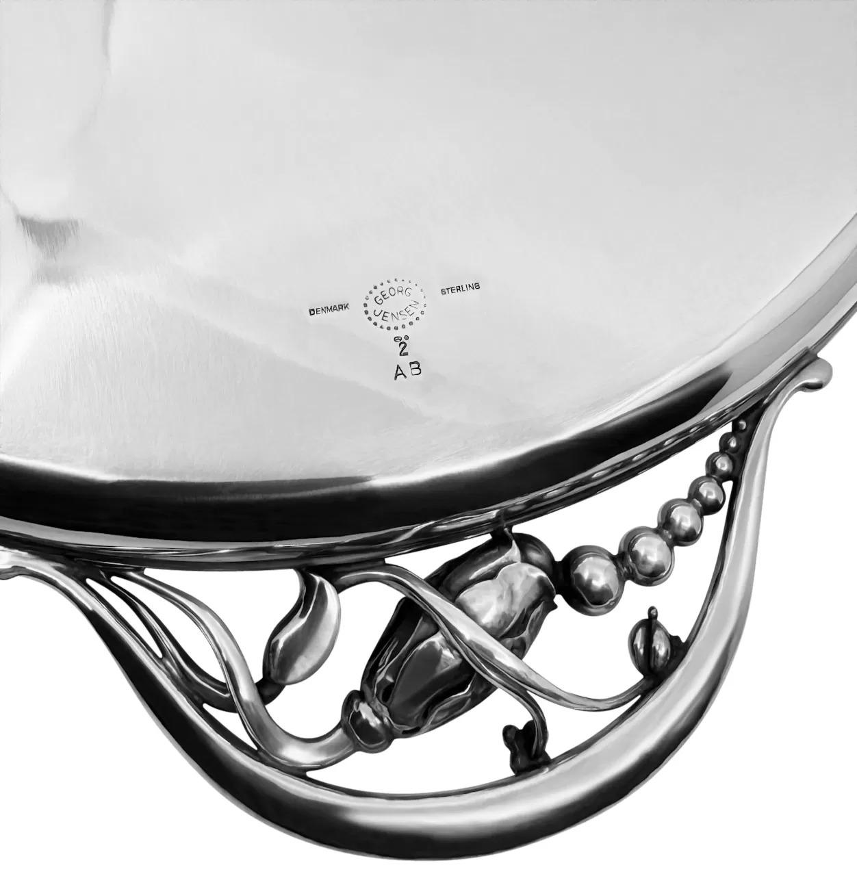 Georg Jensen Bandeja redonda Flor de plata de ley 2AB Art Nouveau en venta