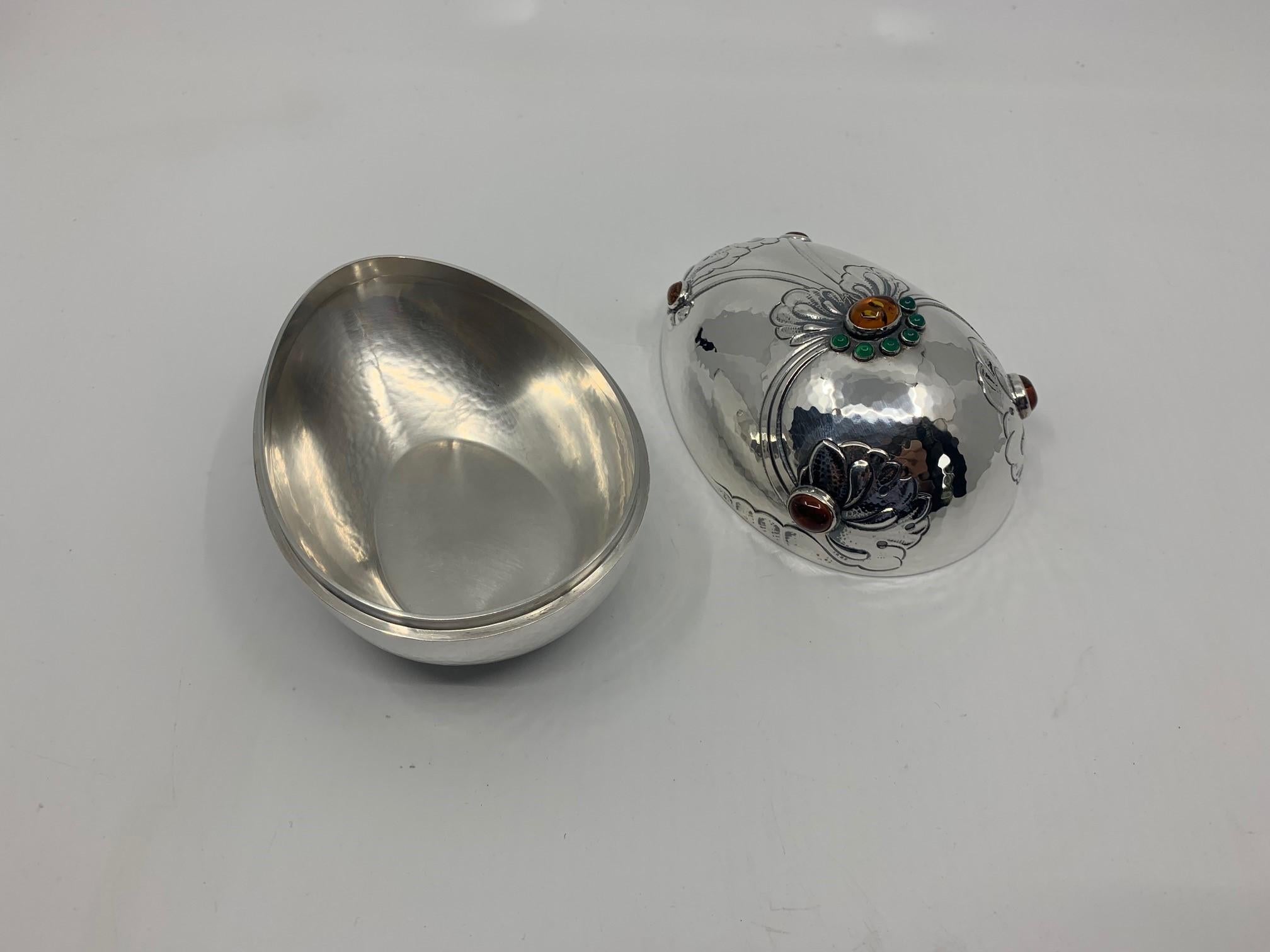 Art Nouveau Georg Jensen Sterling Silver Bonbonnière with Green Agate and Amber Stones For Sale
