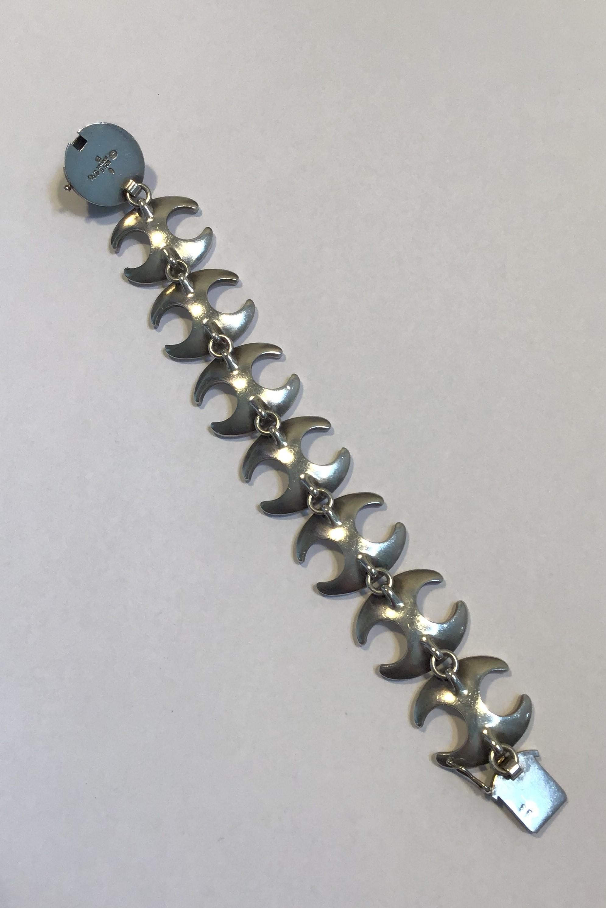 Modern Georg Jensen Sterling Silver Bracelet No 130B with Hematite For Sale