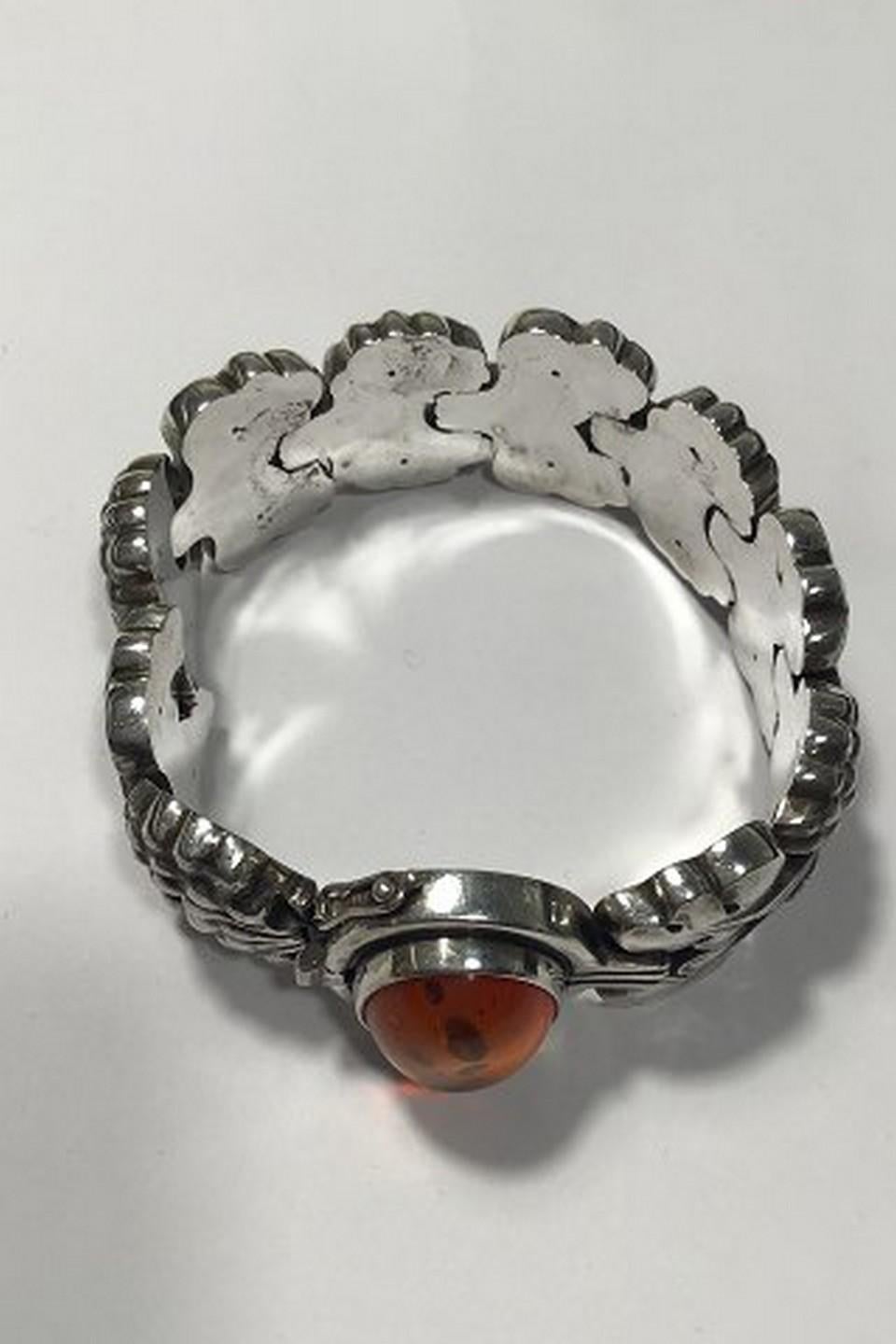 Georg Jensen Sterling Silver Bracelet No 30 Amber Paris 
Measures 20 cm(7 7/8 in) 
Weight 89.2 gr 3.15 oz
Item no.: 437589