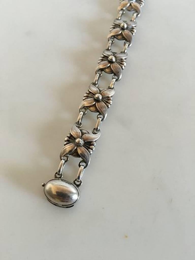 Georg jensen Sterling silver Bracelet No 37 from 1933-1944. Measures 18.7 cm / 7 23/64 in. Weighs 25.5 g / 0.90 oz.