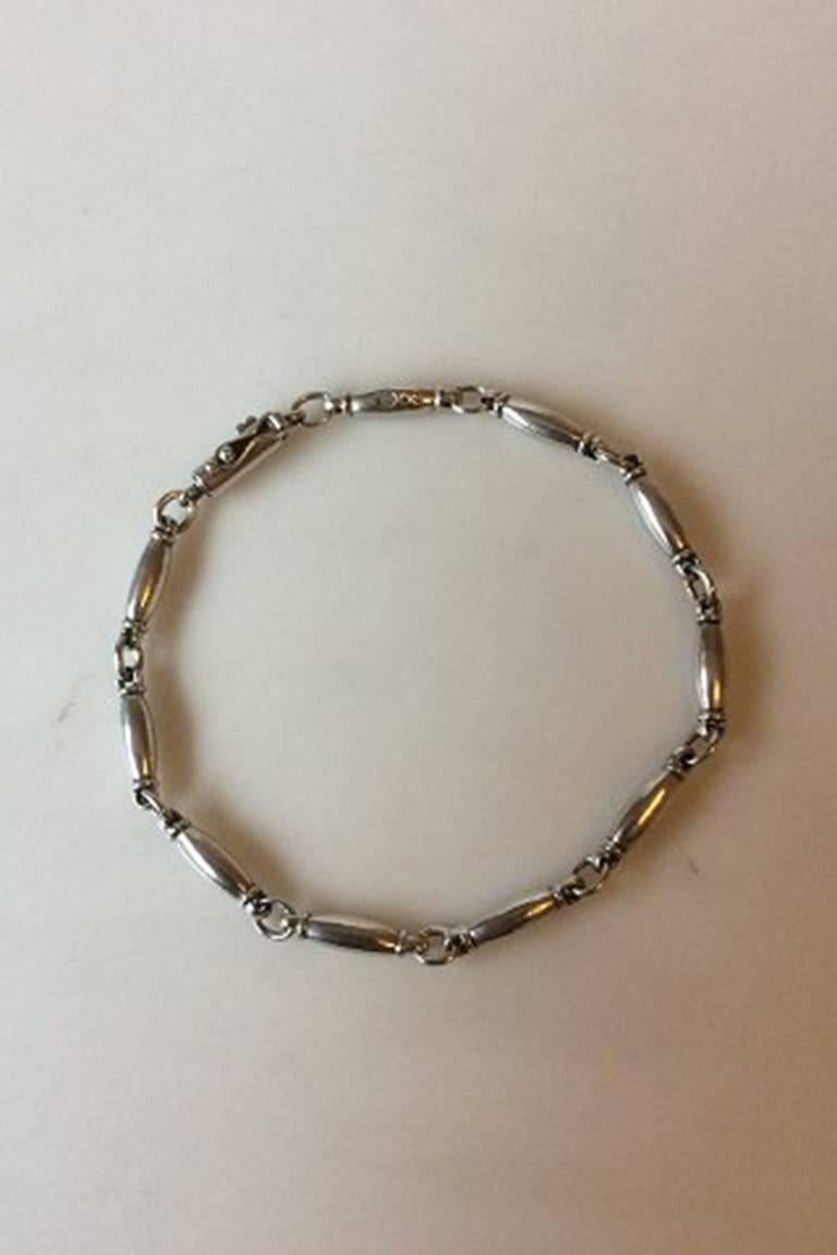 Georg Jensen Sterling Silver Bracelet No 43. From after 1945.

Measures 19.5 cm / 7 43/64 in. Weighs 13 g / 0.45 oz.