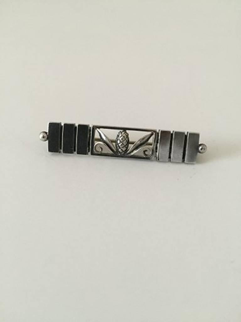 Georg Jensen Sterling Silver Brooch #216A. Measures 4,6cm (1 49/64 in.) and is in good condition. With 1933-1944 marks. Weighs 5g / 0.17oz