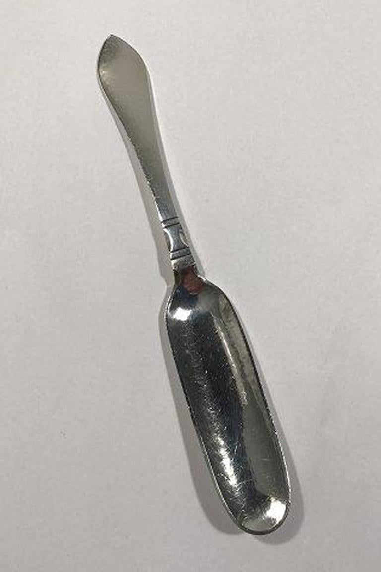 Georg Jensen Sterling Silver Continental Cheese Scoop In Good Condition For Sale In Copenhagen, DK