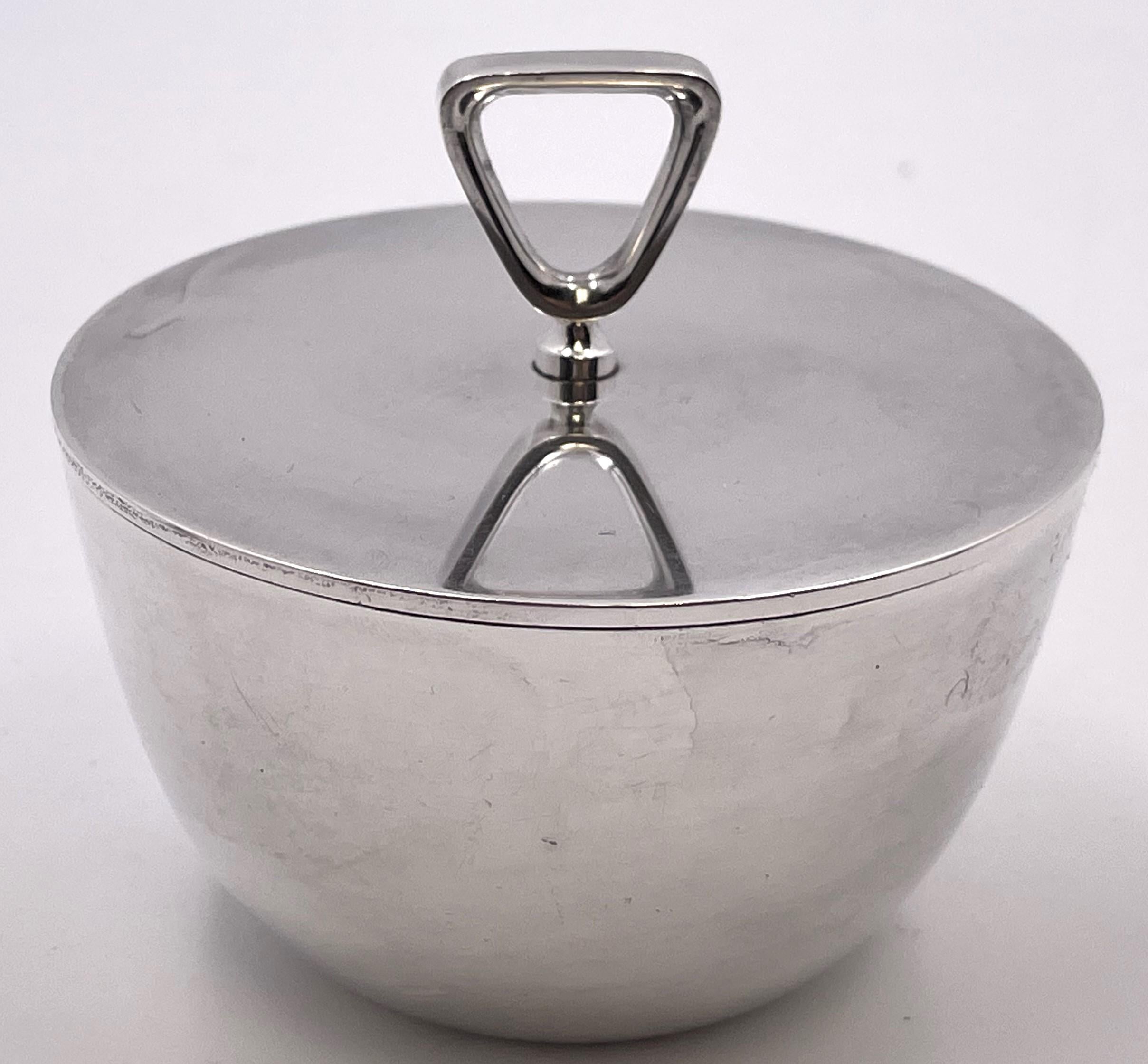 Georg Jensen Sterling Silver Creamer & Sugar Bowl #1015 in Bernadotte Pattern In Good Condition For Sale In New York, NY