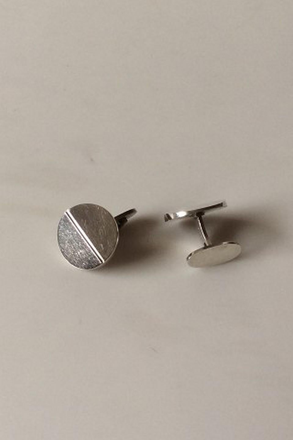 Georg Jensen Sterling Silver Cufflinks No 106 In Good Condition For Sale In Copenhagen, DK