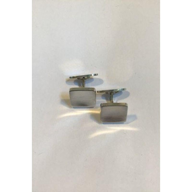 Georg Jensen Sterling Silver Cufflinks No 84 

Measures 1.4 cm x 1.7 cm(0.55