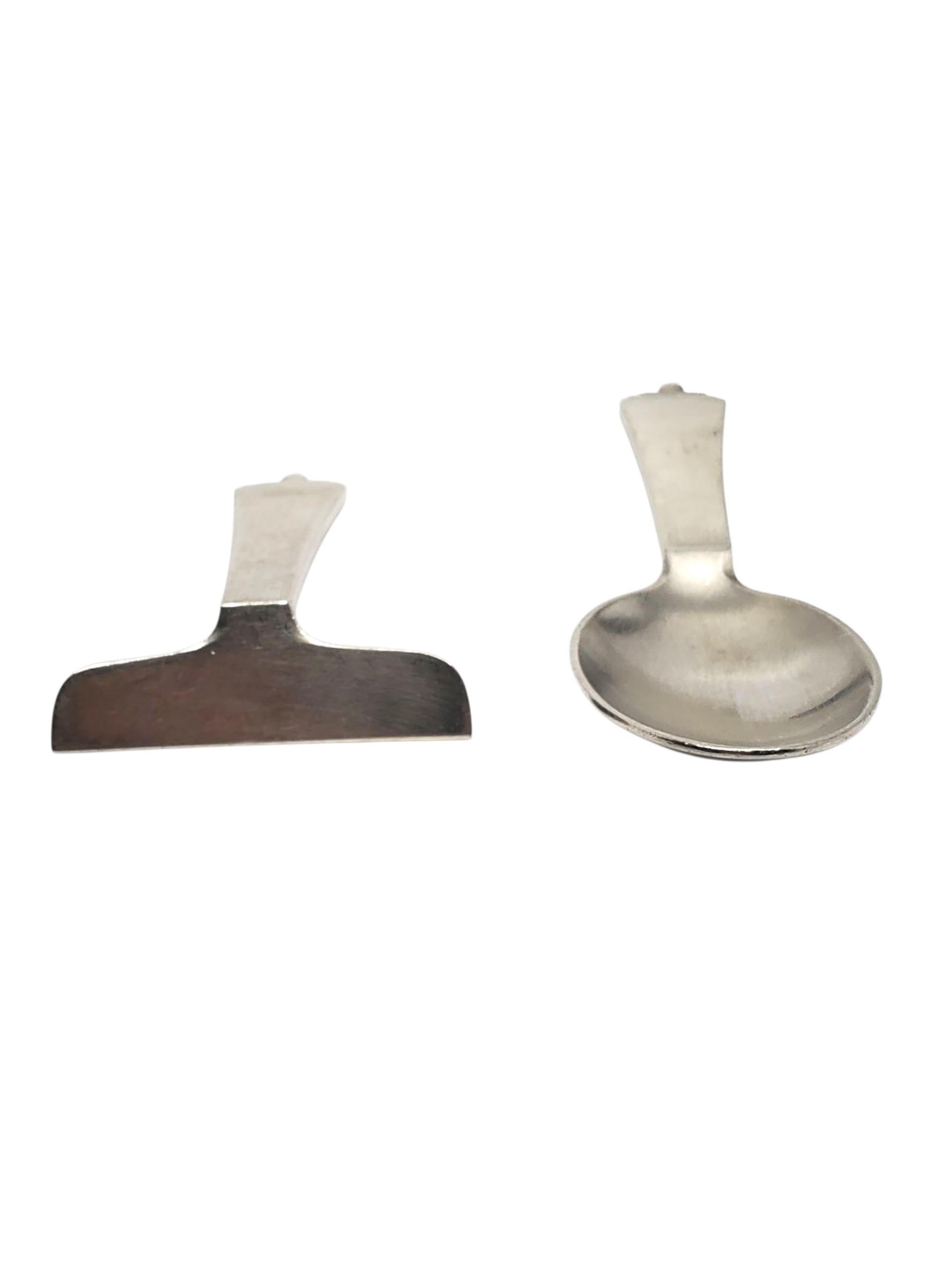 Contemporaneo Georg Jensen Sterling Denmark Cucchiaio per bambini e spingi-cibo #22657 in vendita