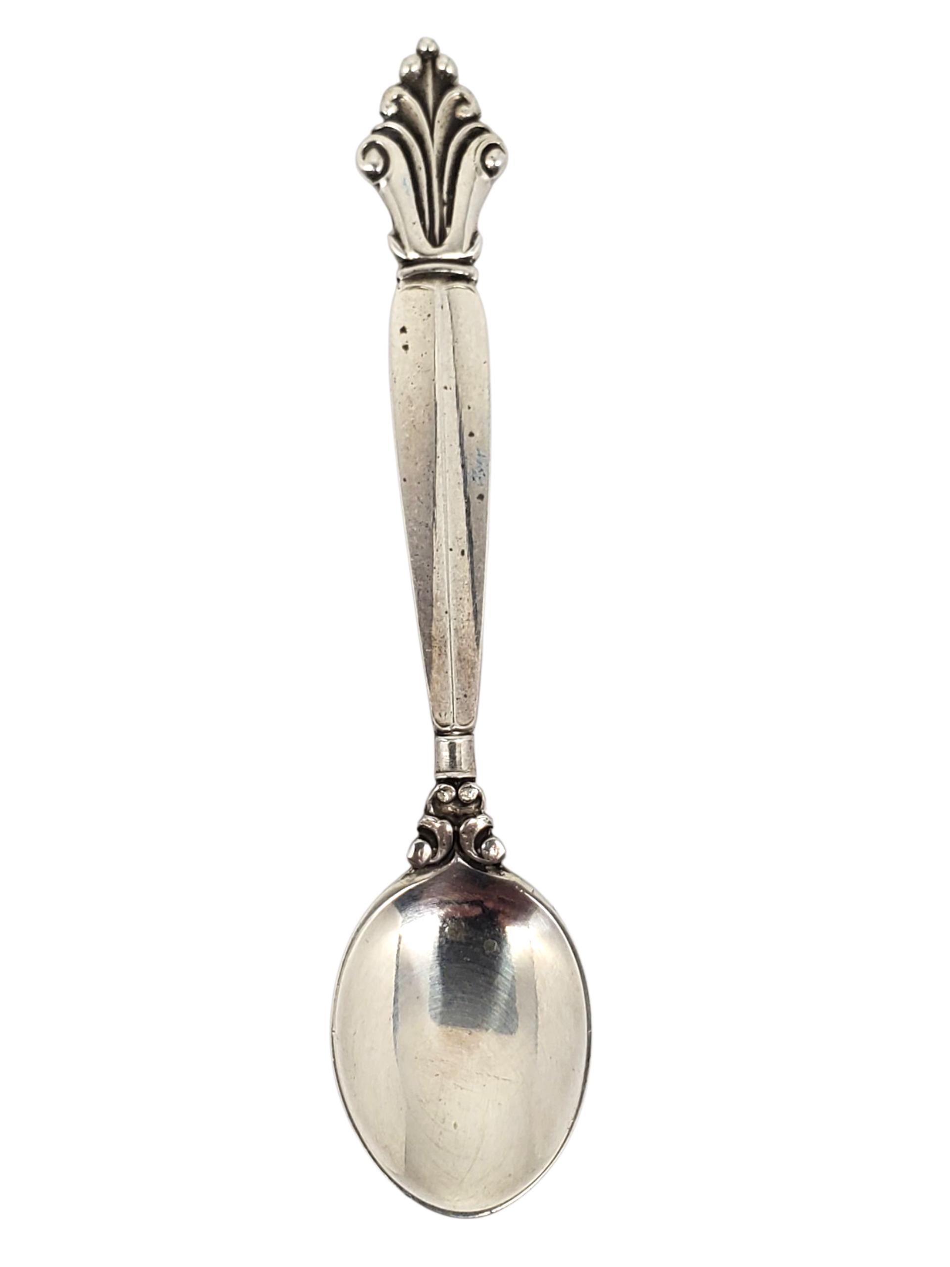 Women's or Men's Georg Jensen Sterling Silver Denmark Salt Spoon #22659 For Sale